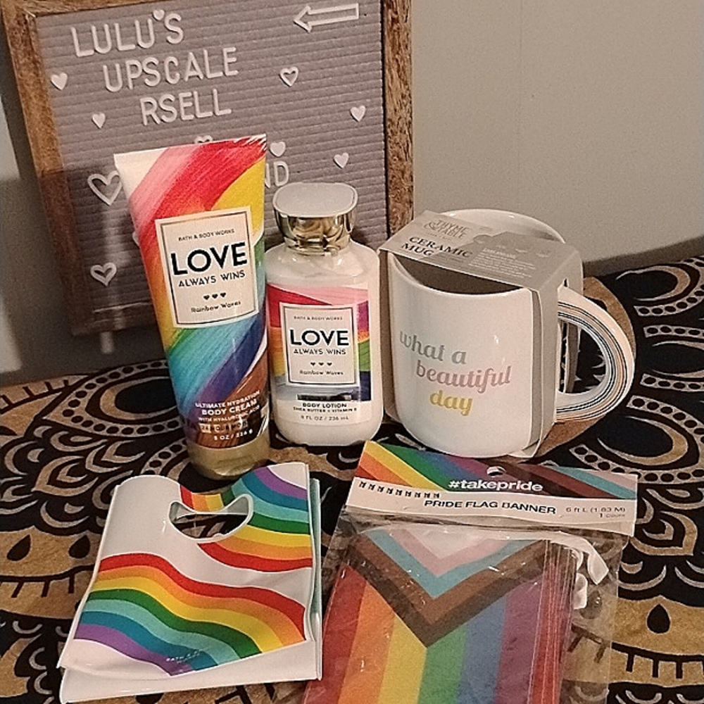 Pride bundle of Bath and body works